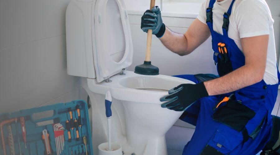 Expert burst pipe repair services in New Ross, IN